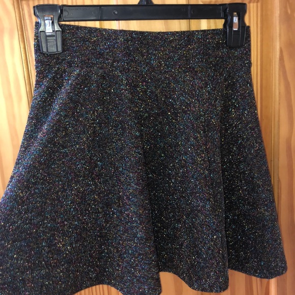 Black sparkle flounce skirt! 🖤 ✨ - Picture 1 of 5